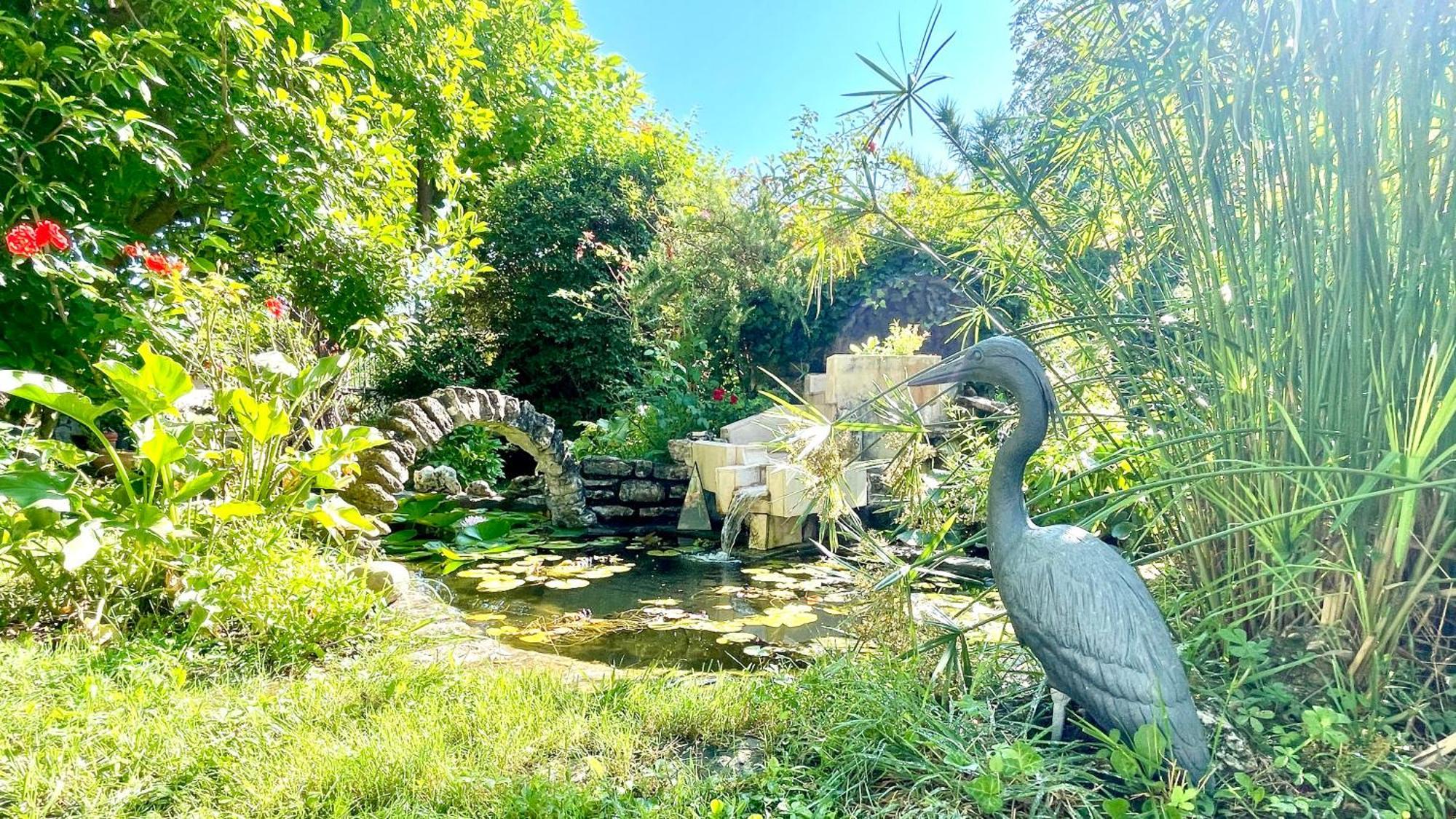 Rendez-Vous Avec Les Cigales - Gite 6 Personnes 100M2 - Piscine Privee - Climatisation Cheval Blanc Exterior foto